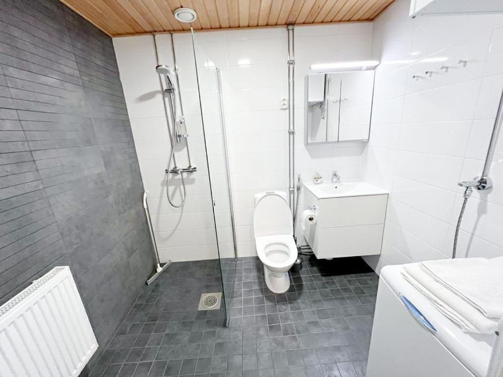 Kotimaailma * Oulu